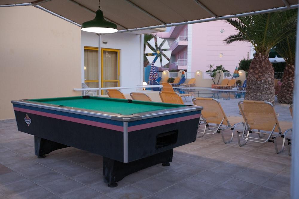Cosmi Apts Gouves By Estia Exterior photo